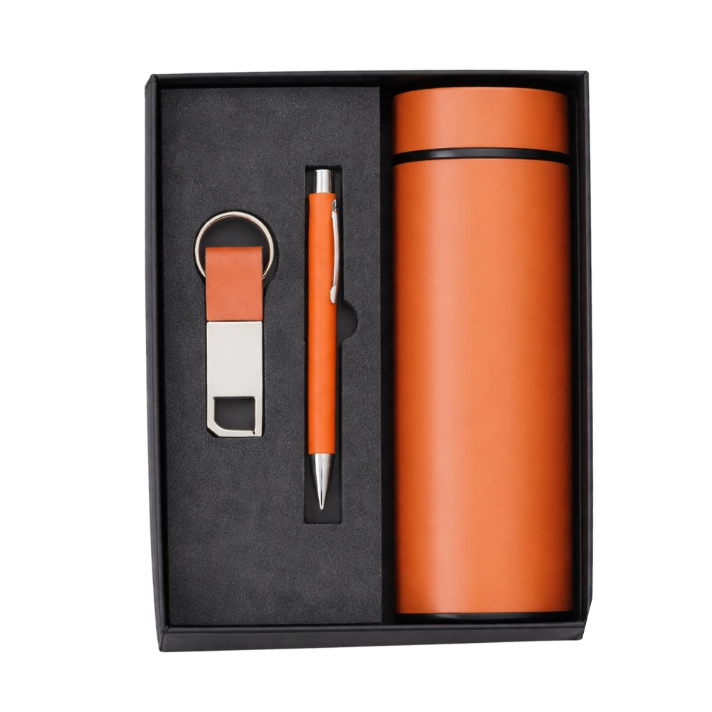 Professional Corporate Gift Set With Water Bottle, Pen & Keychain